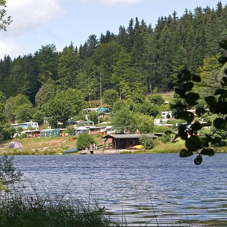 Freizeit- Und Campinganlage Gaisweiher Flossenburg Exterior foto