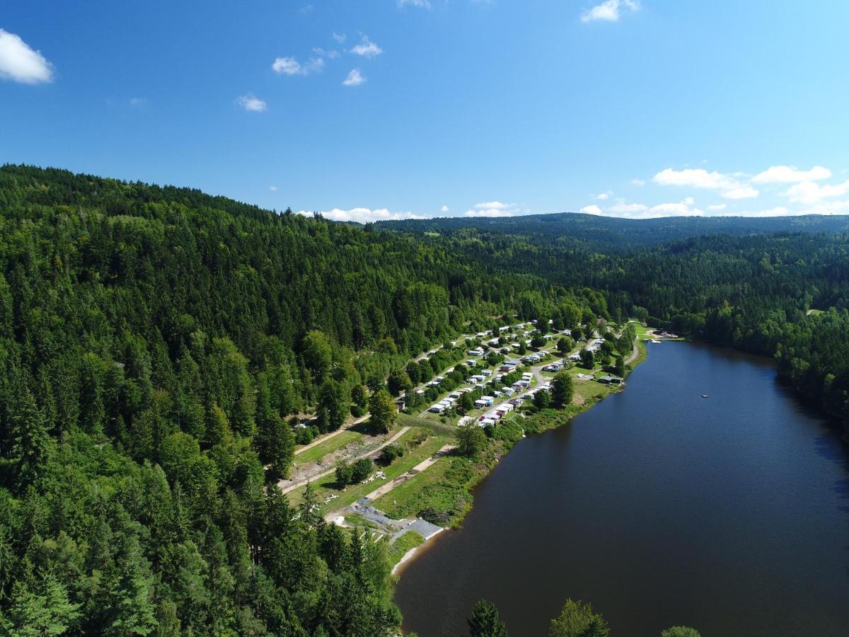 Freizeit- Und Campinganlage Gaisweiher Flossenburg Exterior foto