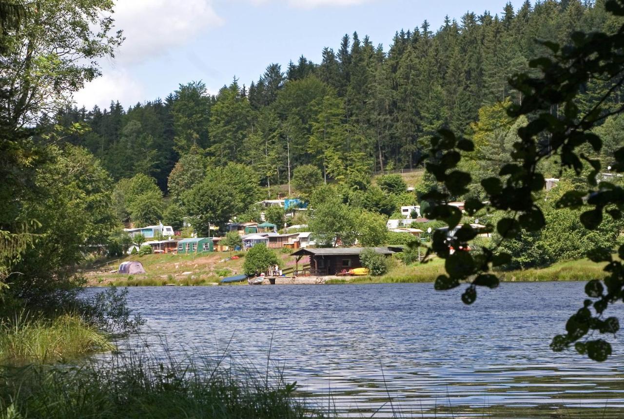 Freizeit- Und Campinganlage Gaisweiher Flossenburg Exterior foto